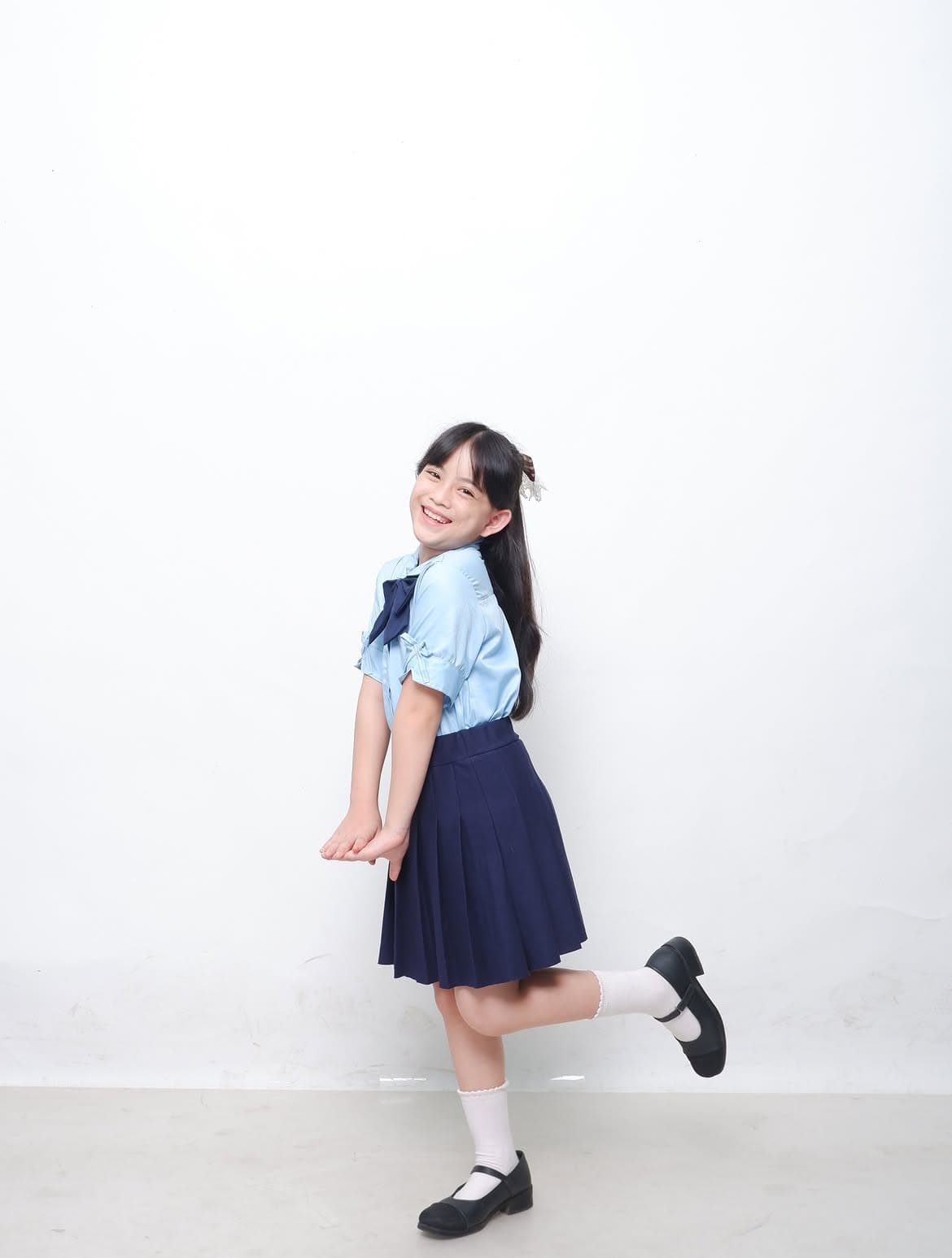 Koleksi Lookbook Seragam Sekolah Alika Naila Putri - Slide 1